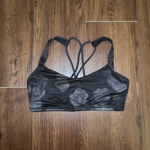 Lululemon sports bra